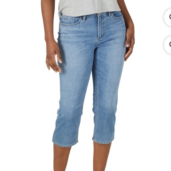 Lee Women's Midrise Capri Size 6M Wave - Picture 1 of 5